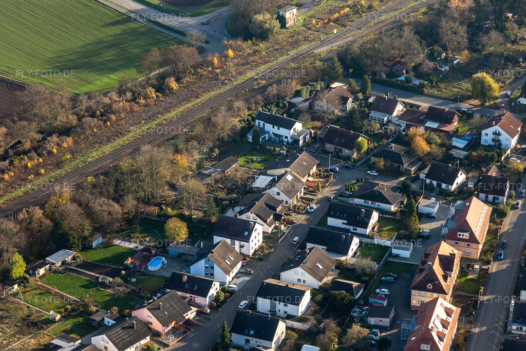 Luftbild: Im Rosengarten in Winden im Bundesland Rheinland-Pfalz in Deutschland.Foto: IMG_123859.jpg vom 21.11.2020 durch Werner Riehm/FLY-FOTO.deAuflösung des Originals: 5472 x 3648 px