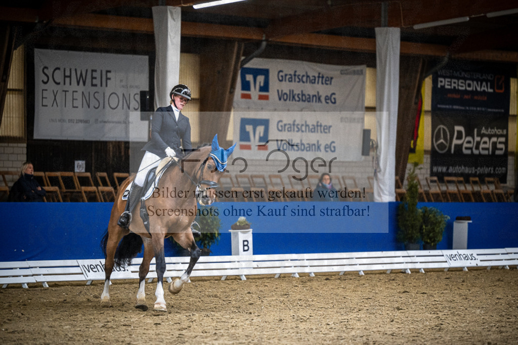 DOS_2430 | Entdecke hochwertige Reitturnierfotos von Foto Oger. Professionell, emotional und authentisch – jetzt Lieblingsmomente im Shop bestellen.Deutschlandweite Turnierfotografie. - Realisiert mit Pictrs.com