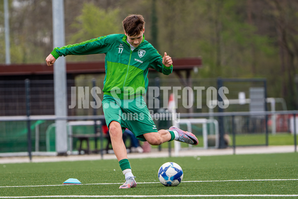 VFL Wittekind-Wildeshausen - TuS Eversten I 02421 | jns.sportfotos - Realisiert mit Pictrs.com
