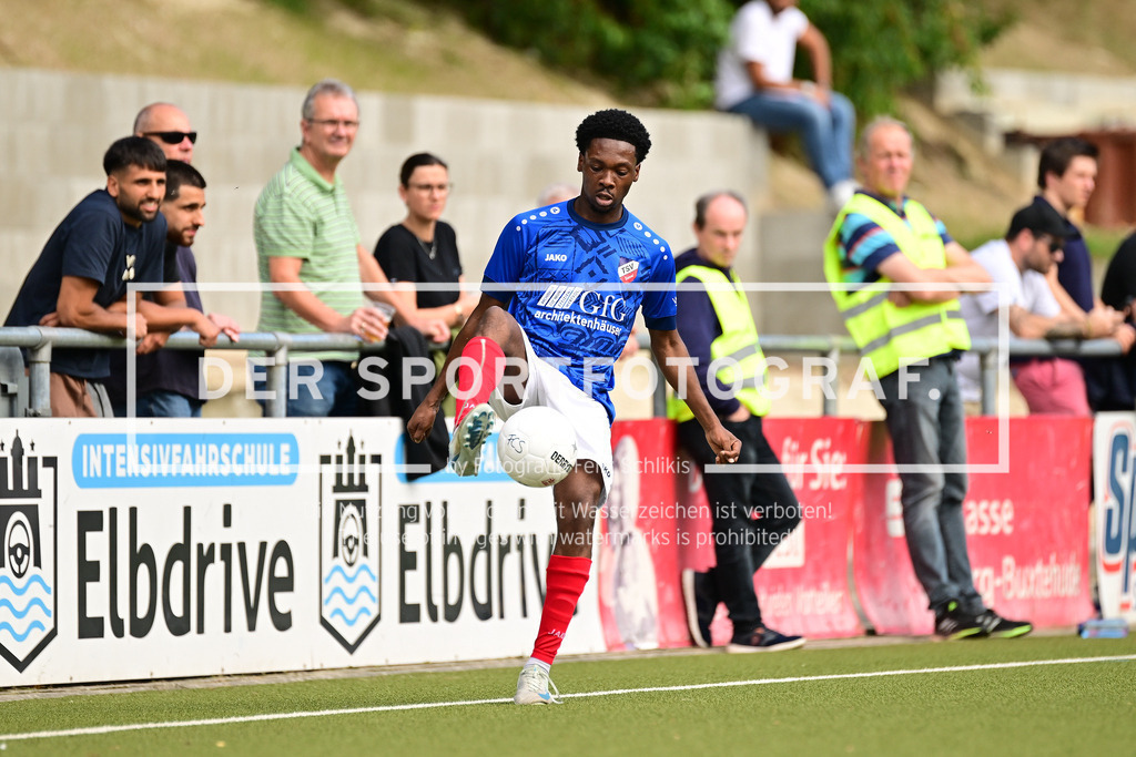 Fußball I Herren I Saison 2025-2026 I Oberliga I 1. Spieltag I FC Süderelbe - TSV Sasel I 71958 | Der Sportfotograf. - Realisiert mit Pictrs.com