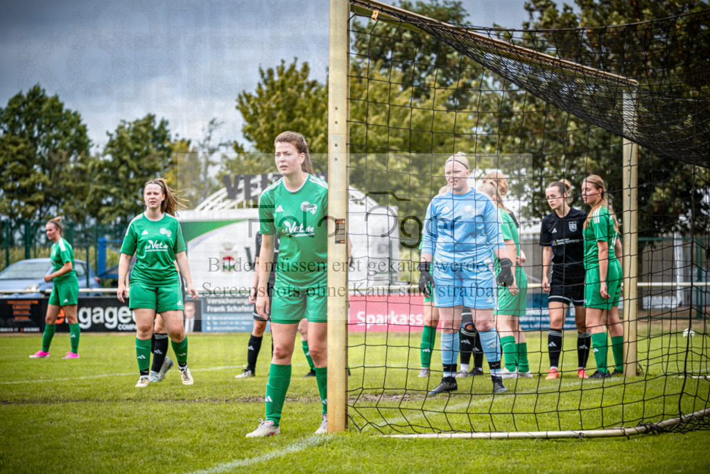 SG Bohmte/Ostercappeln/Schwagstorf - SG Hollenstede / Schwagstorf | Fr.-BZL Weser-Ems Süd · 1. Damen - SG Hollenstede / Schwagstorf · Sportplatz - Realisiert mit Pictrs.com