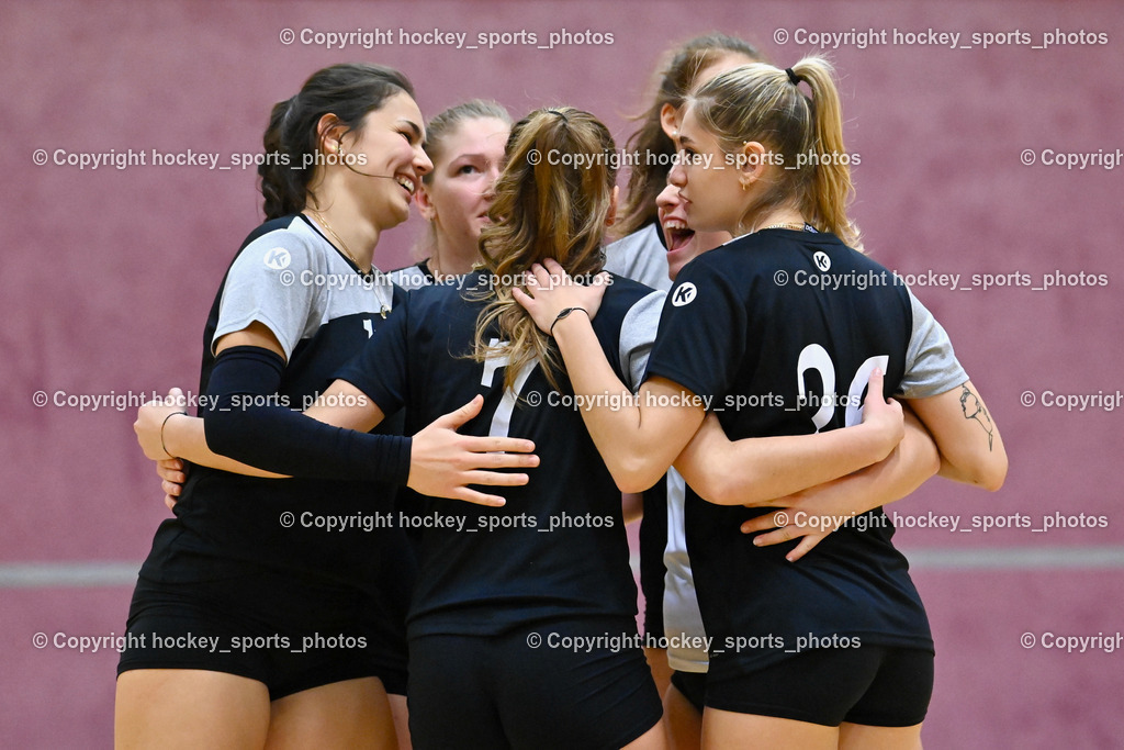 ASKÖ Volley Eagles vs. UVV Seekirchen 10.12.2022 | ASKÖ Eagles Mannschaft, #26 KUVEK Iva, #11 PRANJIC Ana, #10 KRALL Johanna