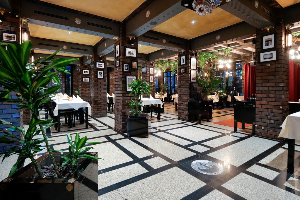 Lokaltermin | Bietigheim Bissingen - Lokaltermin - Tafelspitzen - Blackbones Steakhouse - Realisiert mit Pictrs.com