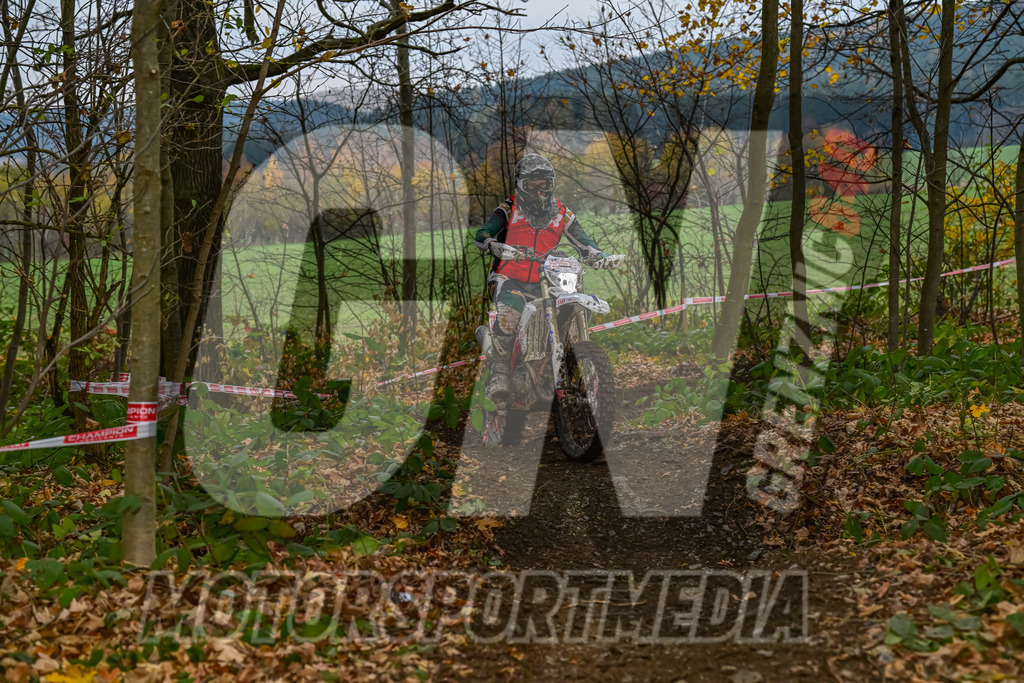 NZ8_7845 | grenznic640