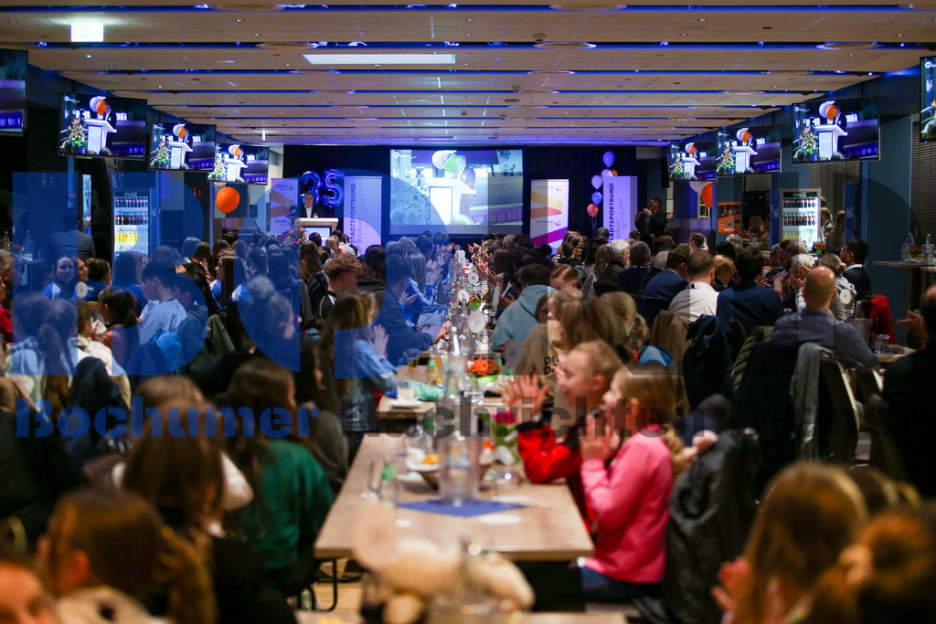 SEB_BOCSPO120240313-3 | bond - Realisiert mit Pictrs.com