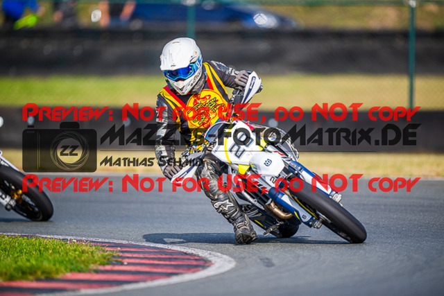 MaZZes_FotoMatrix_230930_7196 | UE40