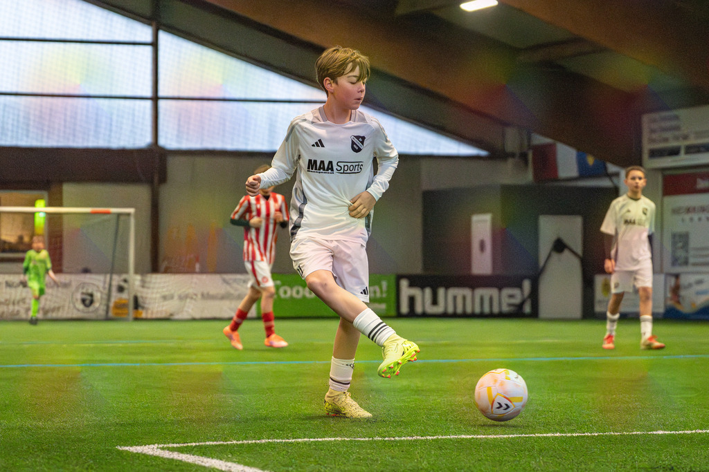 blr.pics-084 | Professionelle Fußball- und Sportfotografie. Spielbilder online ansehen und kaufen – Einzelbilder oder komplette Galerien in hoher Qualität. - Realisiert mit Pictrs.com