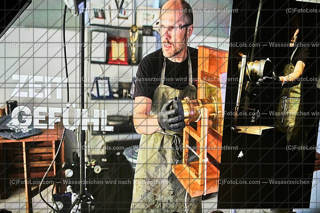 ALP8719_Linz_ARS-Elektr_MH_Nassplattenfotografie | (C)FotoLois.com, Alois Spandl, Linz an der Donau - ARS Elektronica Center, Multimediashow über Nassplattenfotografie von Markus Hofstätter, Fr 13. Oktober 2023.