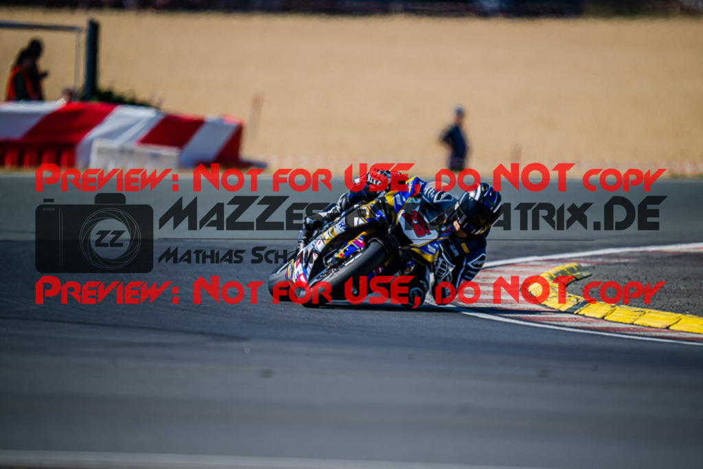 MaZZes_FotoMatrix_220724_0174 | IDM1000