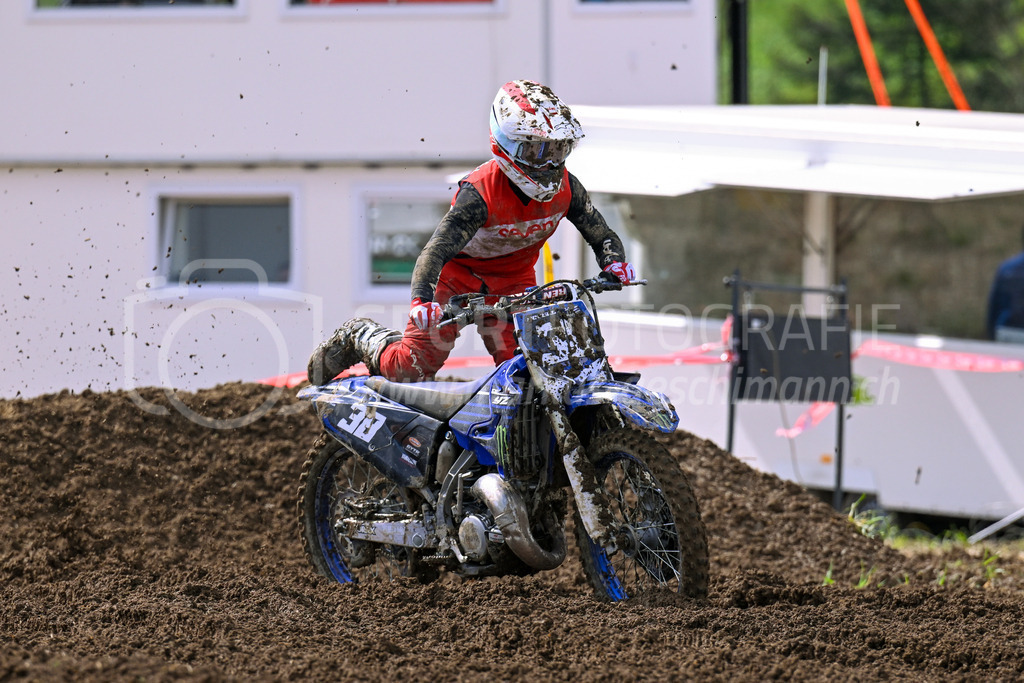 Motocross Schlatt bei Winterthur - 29. April 2023 | #38 Hoegel Panagiotis aus Lutzenberg (CH) auf YAMAHA in der Kategorie MX2 am Motocross Schlatt bei Winterthur, 29. April 2023.
Instagram: @mx_schlatt | @mc_wila | @sam_schweiz
Bild: Sportfotografie Markus Aeschimann | www.markus-aeschimann.ch - Realisiert mit Pictrs.com