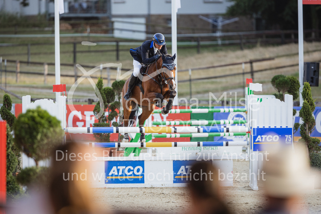 220728_BHO_ST_M1-Spr_2-824 | Deine schönsten Turniermomente als professionelle Fotos! Entdecke hochwertige Pferdesport-Fotografie im Online-Shop. Jetzt Fotos finden & bestellen!