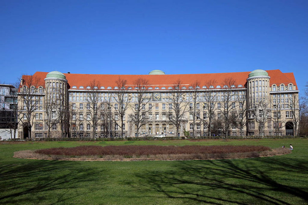 Bildlexikon Leipzig - Deutsche Nationalbibliothek | Das Team hinter BILDLEXIKON LEIPZIG bündelt historische wie aktuelle Informationen über die Stadt Leipzig in Text und Bild auf einer Plattform und stellt diese der interessierten Öffentlichkeit zur Verfügung.