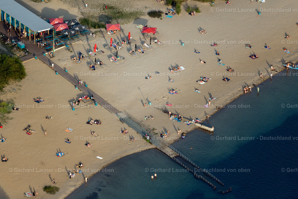 4040737 | BRAUNSBEDRA 08.09.2021 Rekultivierung der ehemaligen Tagebau - Fläche an den Uferbereichen des Sees " Geiseltalsee " in Braunsbedra im Bundesland Sachsen-Anhalt, Deutschland. // Open pit re cultivation on the shores of the lake " Geiseltalsee " in Braunsbedra in the state Saxony-Anhalt, Germany. Foto: Gerhard Launer