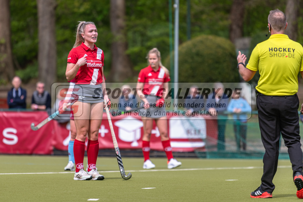 SM_20240427-D85_0075 | Playoffs:1.Bundesliga Feldhockey (W) UHC - DCadA /  1:3 (0:1)