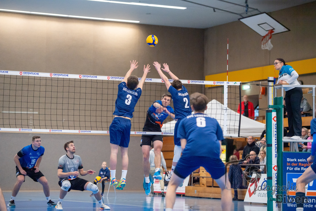 VSG Ammerland-VSG Lüneburg 2 | Volleyball Regionalliga; VSG Ammerland-VSG Lüneburg 2 am 04.02.2024; in Westerstede (Sporthalle Norderstraße), Photo: Philip Eiben 2024 - Realisiert mit Pictrs.com