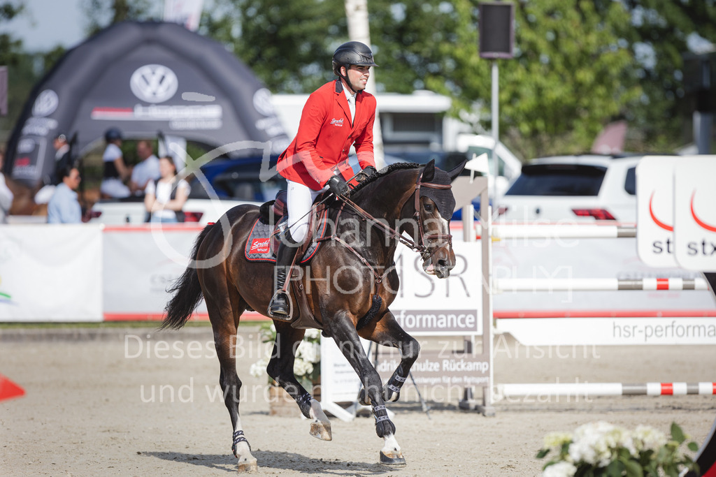 CSI2* - Internationale Springprüfung mit Siegerrunde (1,45 m)  Große / Big Tour | CSI2* - Internationale Springprüfung mit Siegerrunde (1,45 m) 
Große / Big Tour