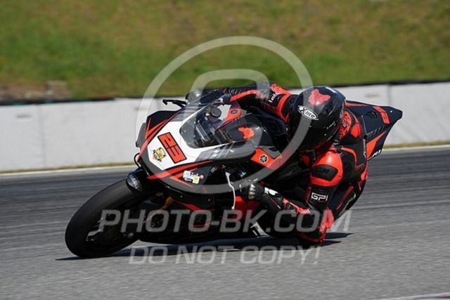 2024_05_04_PBK_23221 | Sportfotografie; SlowMotion; Video; Rennstrecke; Hafeneger; Speer; Racing; RSE; BMW; CBO; Trackday; Motorsportarena; Hockenheimring; Brno; Most; Barcelona; Valencia