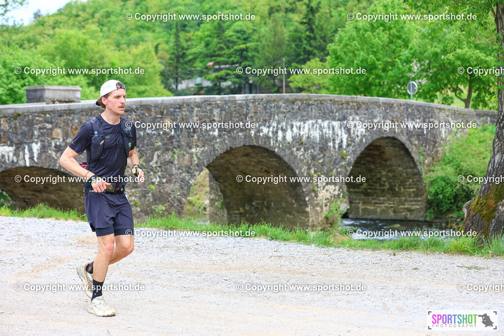 RZ__4132 | Ultra Trail Vipava Valley - Slovenia Trail Running 2024                                                        @Ultra Trail Vipava Valley - Slovenia             @Sportshotphotography                                  PhotoCredit : www.sportshot.de