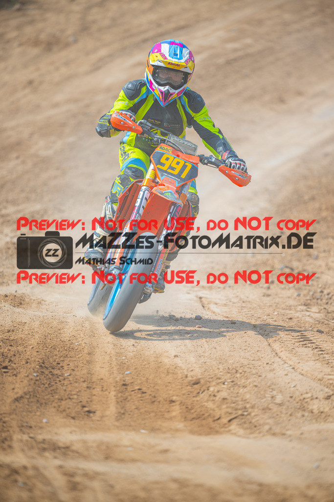 MaZZes-Fotomatrix-20260816-614752 | S2