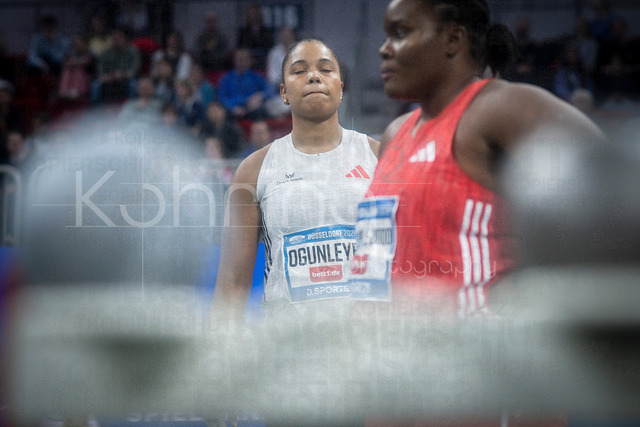 ISTAF Indoor; Duesseldorf, 24.01.2026 | DUESSELDORF, GERMANY - JANUARY 24:  Yemisi Ogunleye (GER) during the warm-up of the shot put during the ISTAF Indoor Dusseldorf at PSD Bank Dome on January 24, 2026 in Duesseldorf, Germany. 