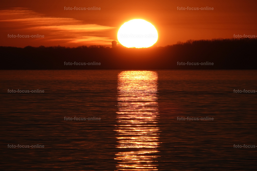 16-april | Landscape photography, spectacular waves, Atlantic Ocean, Baltic Sea