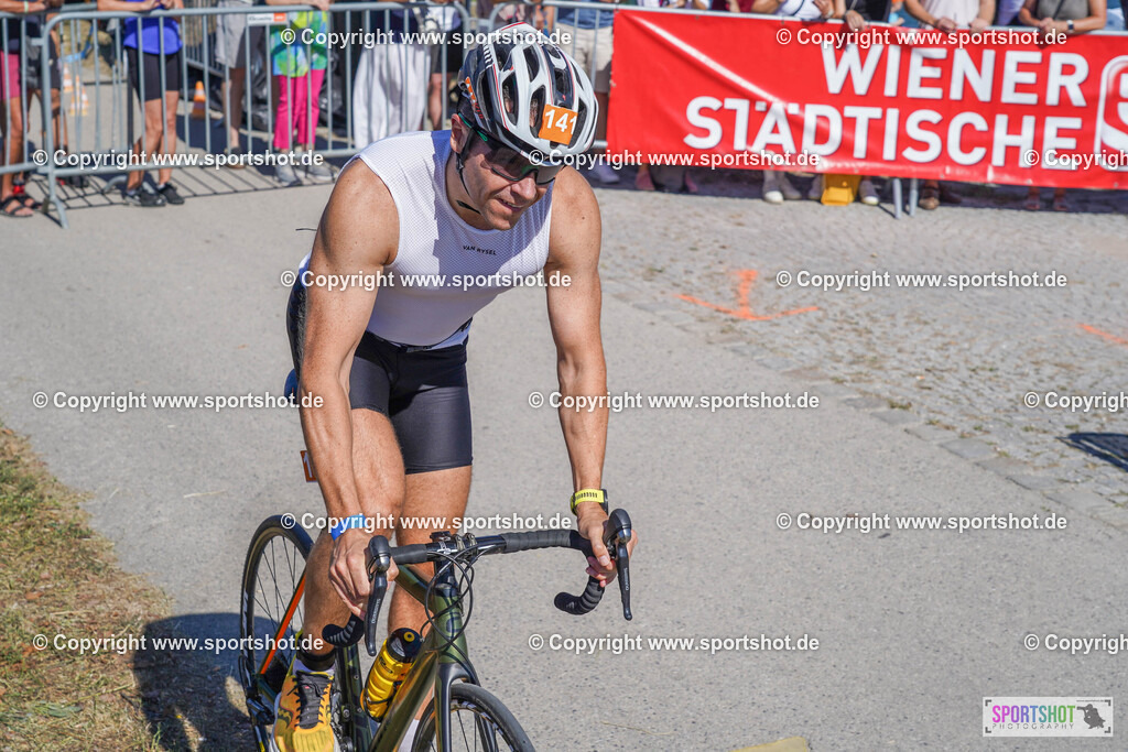 DSC00873 | Vienna Triathlon 2024                                        P3 Event                                                             #yourpictrs #sportshot_your_pictrs                 @Sportshotphotography                                     Photo Credit: www.sportshot.de