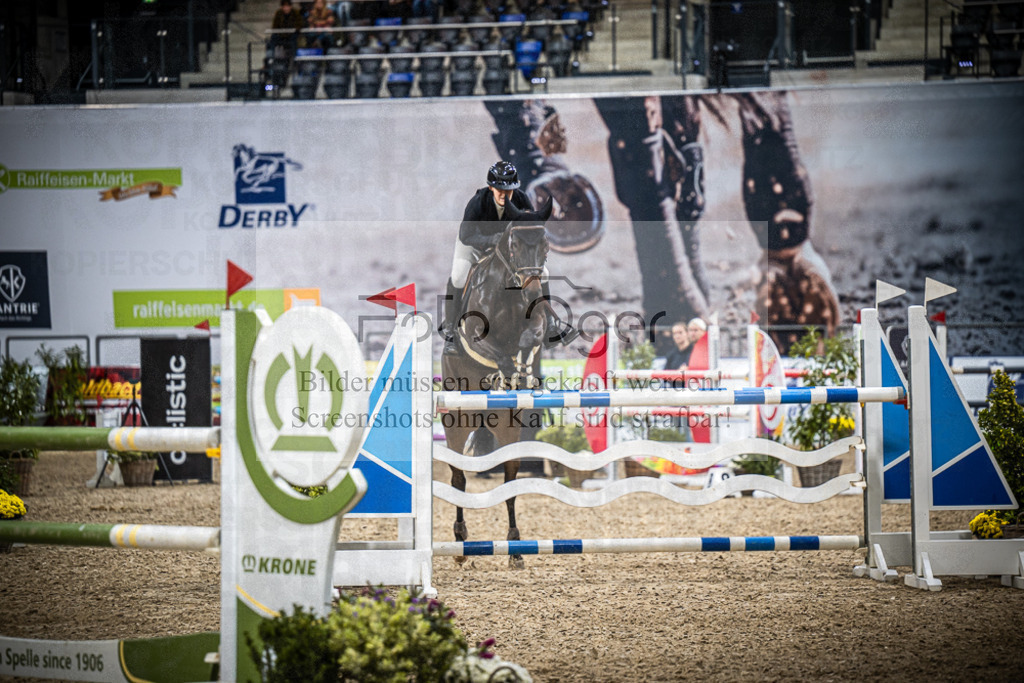 DOS_3153 | Entdecke hochwertige Reitturnierfotos von Foto Oger. Professionell, emotional und authentisch – jetzt Lieblingsmomente im Shop bestellen.Deutschlandweite Turnierfotografie. - Realisiert mit Pictrs.com