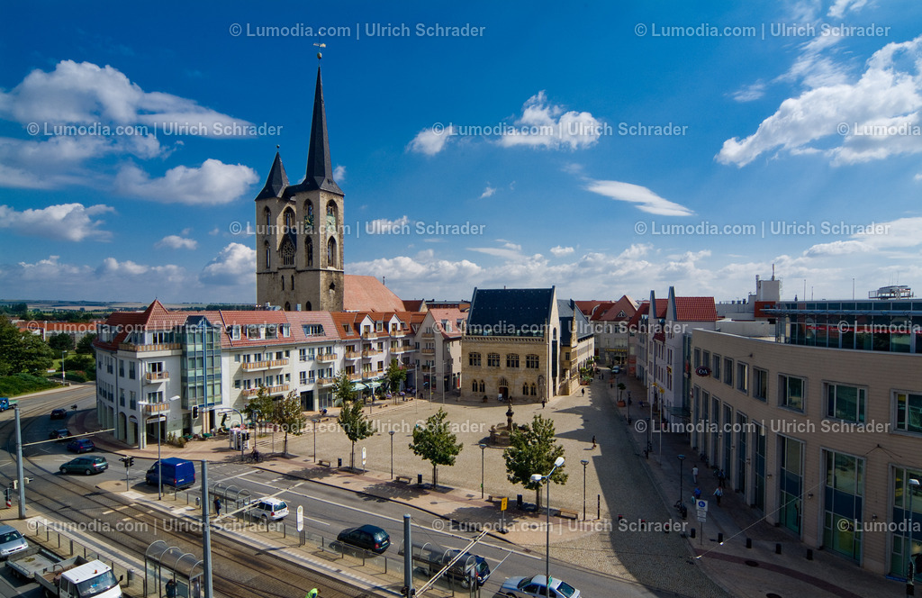 00491-1953 - Stadtzentrum von Halberstadt | Stockfoto und Bilderpool mit Bildmaterial aus Deutschland, dem Harz, Halberstadt, Quedlinburg, Wernigerode und weltweit. Qualitativ hochwertige und professionelle Fotos anschauen und kaufen. - Realisiert mit Pictrs.com