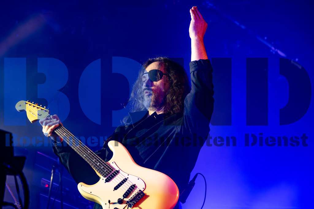 SES_NURPUR20250102-39 | bond - Realisiert mit Pictrs.com