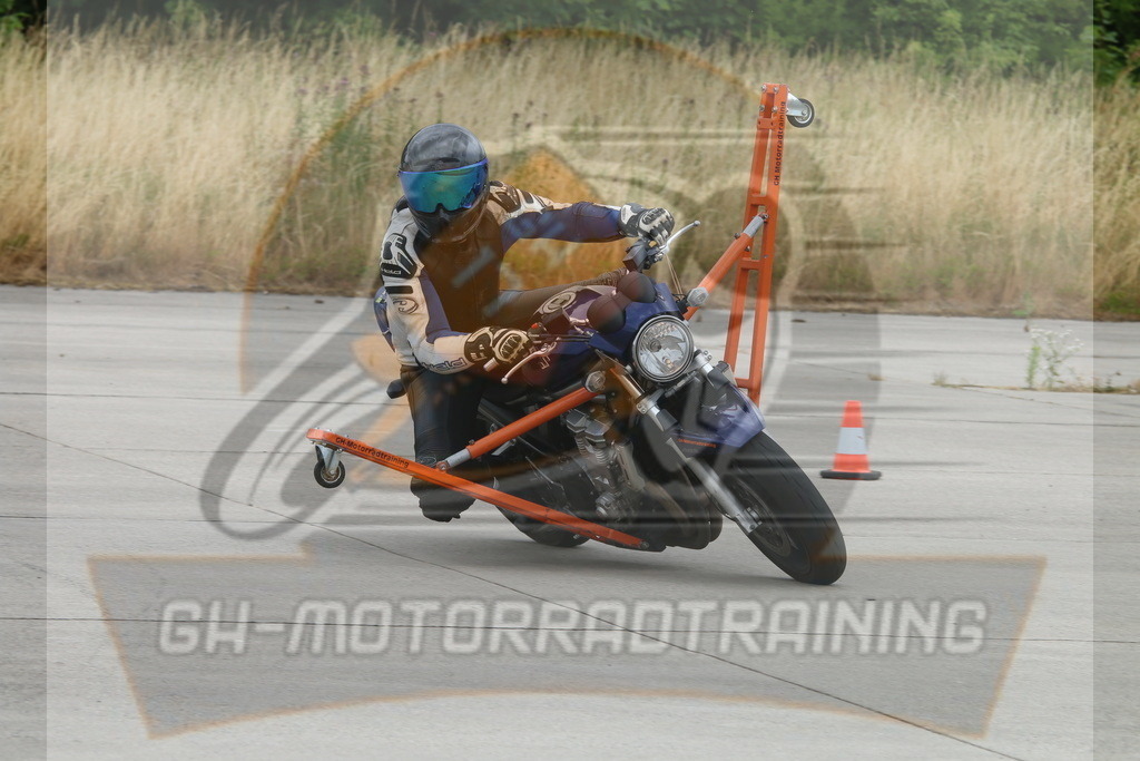 IMG_3224 | gh-motorradtraining-foto.de - Realisiert mit Pictrs.com