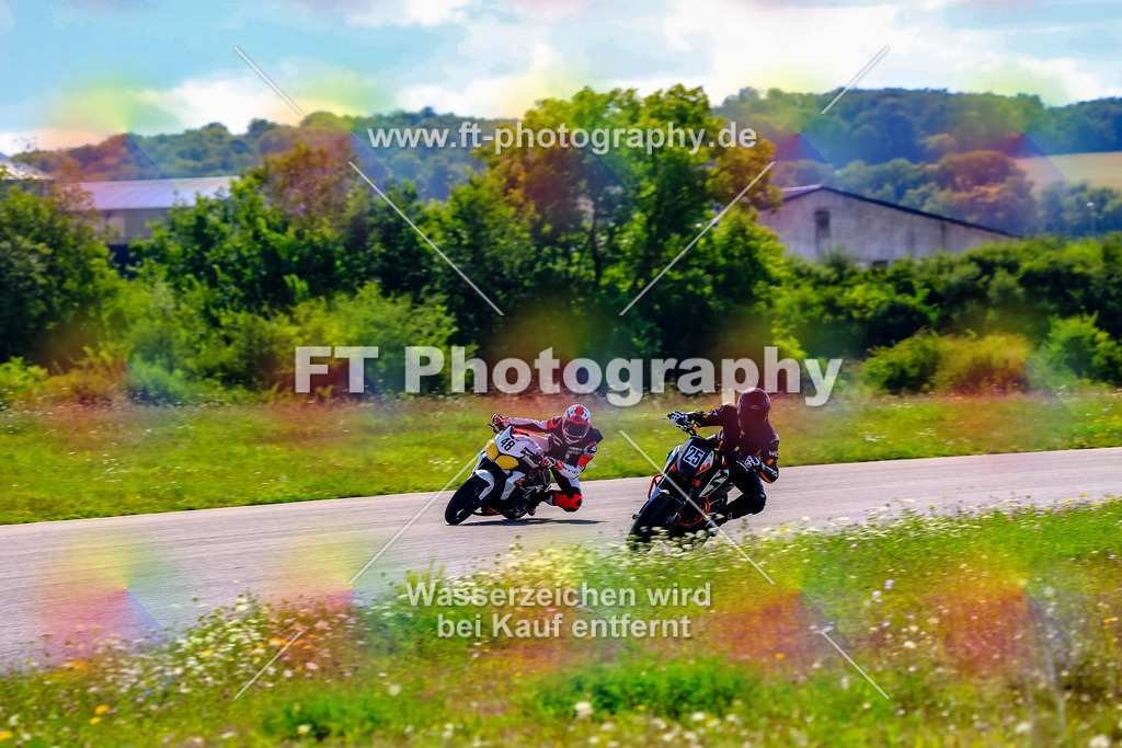 048-5583 | Hier findet Ihr Bilder von Touristenfahrten auf der Nürburgring Nordschleife oder von anderen Veranstaltungen die ich besucht habe. Viel Spass beim Durch Schauen 