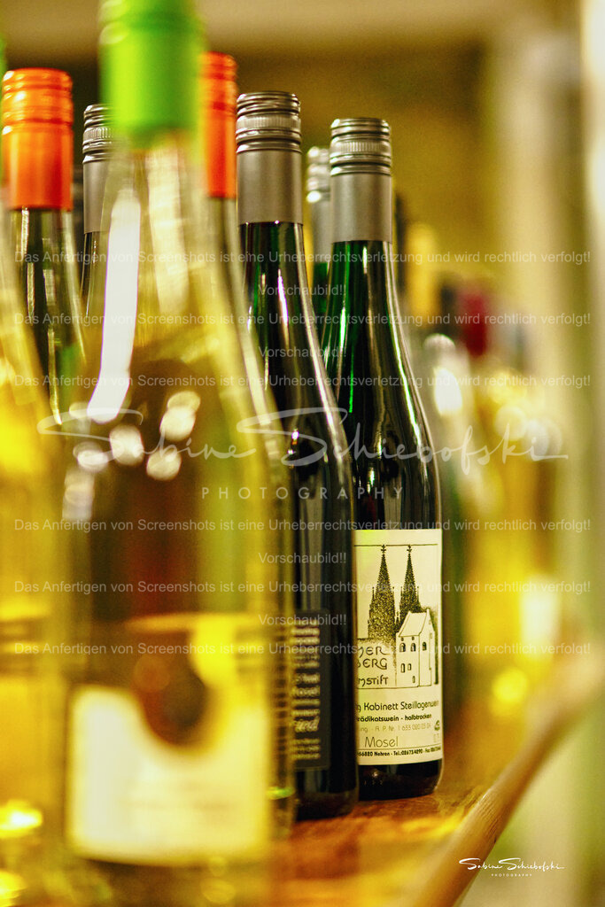 Imageaufnahmen "Ferienweingut Liebfried", Nehren/Mosel | People- und Tierfotografie, Imageaufnahmen, Veranstaltungsfotografie und Wandbilder aus der Natur ★ Made in Germany ✔️ Druck + Downloads ✔️ Naturfotografie in Top Qualität ★ schneller Versand, weltweite Lieferung! - Realisiert mit Pictrs.com