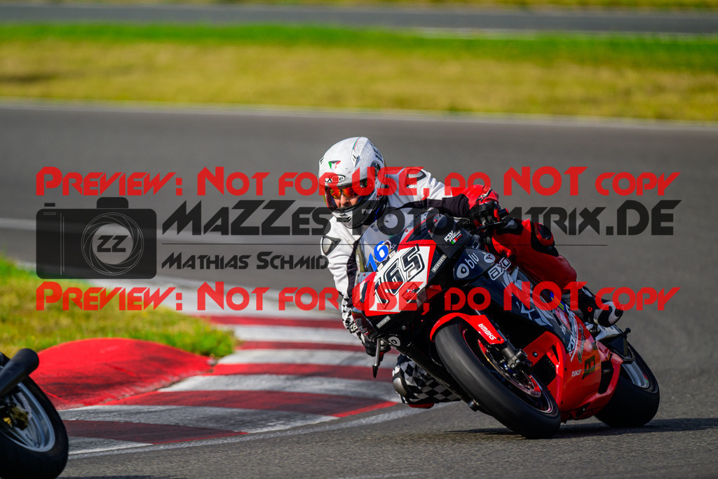 MaZZes_FotoMatrix_240724_6007705_2-435 | BLAU