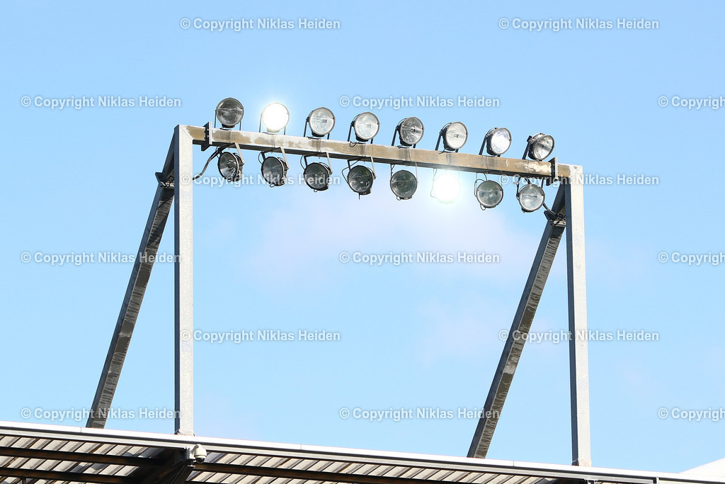 NH_FCStPauli_AtalantaBergamo_Testspiel_09082024 | Flutlicht im Millerntorstadion.Fußball I Herren I Testspiel I Saison 2024-2025 I FC St. Pauli - Atalanta Bergamo I 09.08.2024 I Millerntorstadion