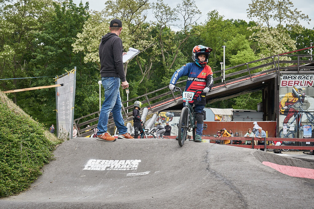 2505Mo.5-48 PM 20 | German Pumptrack Series - Realisiert mit Pictrs.com