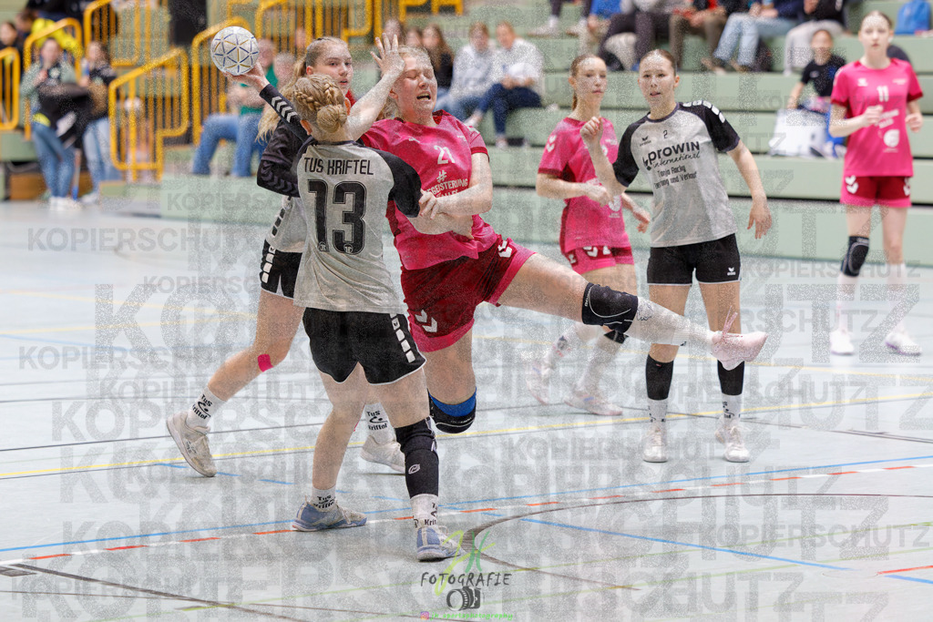 Hessenmeisterschaft wJC - Spiel um Platz 3; TuS Kriftel - SG Schenklengsfeld | Hessenmeisterschaft wJC - Spiel um Platz 3; TuS Kriftel - SG Schenklengsfeld am 22.03.2025 in Biedenkopf (Sporthalle Lahntalschule)Photo © 2025 - Jörg Heinrich - Realisiert mit Pictrs.com