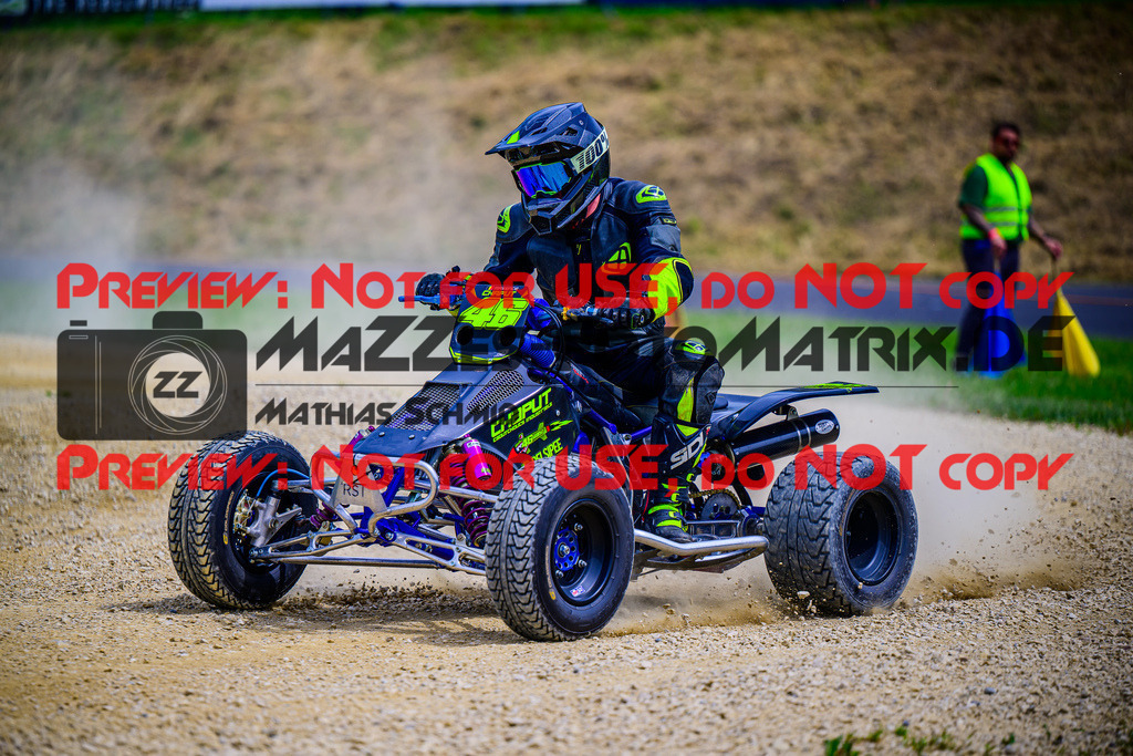MaZZes_FotoMatrix_240608_6021986_5391 | QUAD