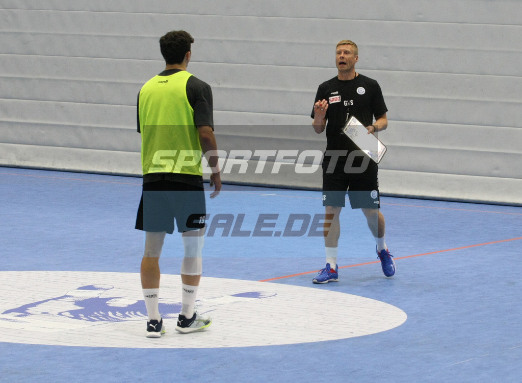 Sigurdsson-Tskhovrebadze | Fotodatenbank für Print- und Onlinemedien mit den Schwerpunkten Fußball, Eishockey, Basketball, Handball, Wintersport und Leichtathletik - Realisiert mit Pictrs.com