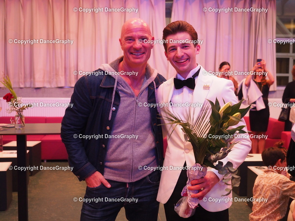 P7261643 | DanceGraphy - Realisiert mit Pictrs.com