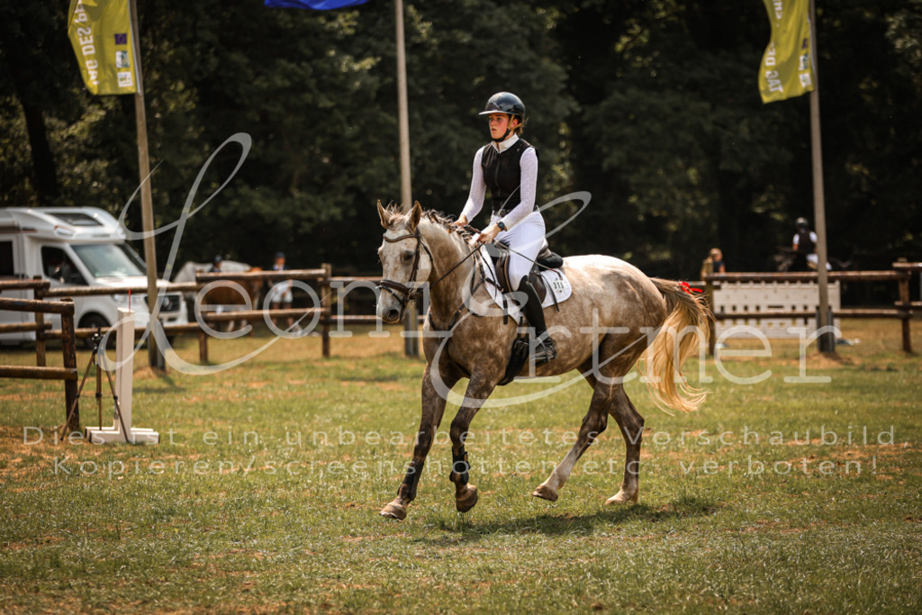 15.SaStE00294 | Leoni Ertmer Photography - Realisiert mit Pictrs.com