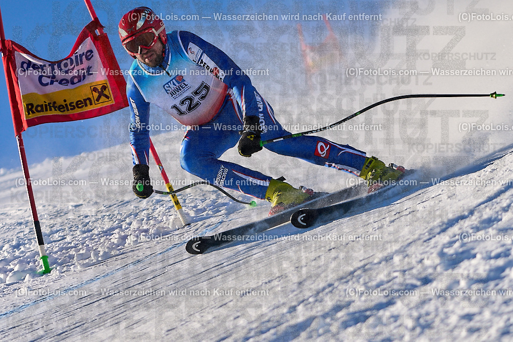 ALP4936_MASTERS-Cup_GS-A Herrn_Trstensky Alexander | (C)FotoLois.com, Alois Spandl. FIS Masters-Cup Wildschönau, Giant Slalom auf der Piste Schatzberg GS, Siegerehrung auf dem Dorfplatz Niederau, Sa 13. Januar 2024.