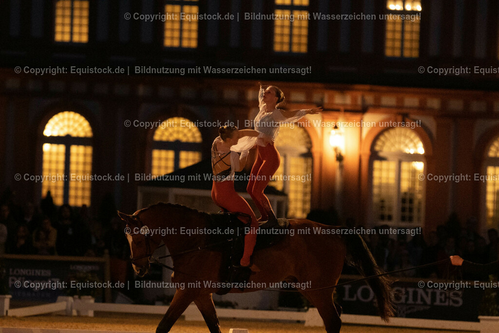 20230527_Voltigieren_NASPA_Flutlicht_0761 | equistock