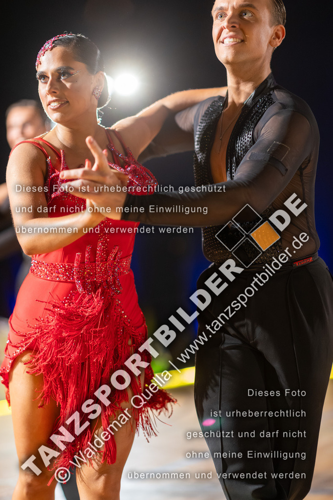 20260321-12016 | Hier finden Sie Tanz Bilder vom Latein und Standard Formationen tanzen. Sportbilder vom Tanzsport. Schöne Fotos und von Weltmeisterschaft, Europameisterschaft, Bundesliga, Regionalliga, Oberliga und Landesliga sowie von GOC Stuttgart, DanceComp, WM Bremen