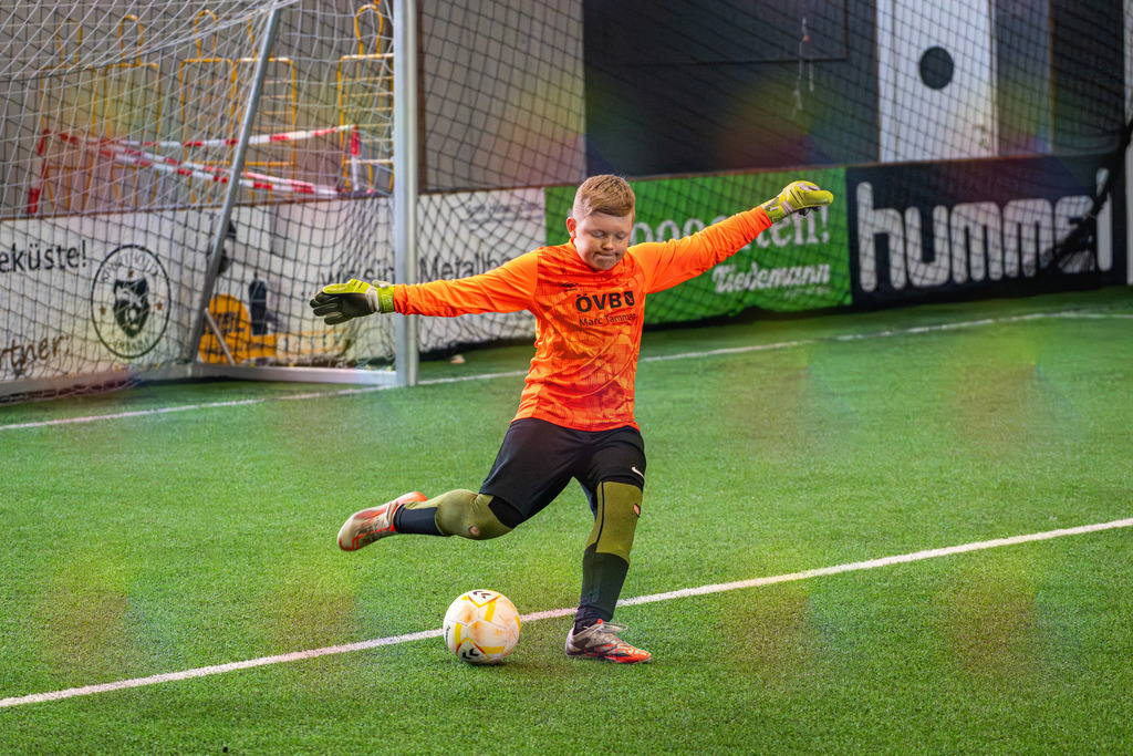 blr.pics-299 | Professionelle Fußball- und Sportfotografie. Spielbilder online ansehen und kaufen – Einzelbilder oder komplette Galerien in hoher Qualität. - Realisiert mit Pictrs.com