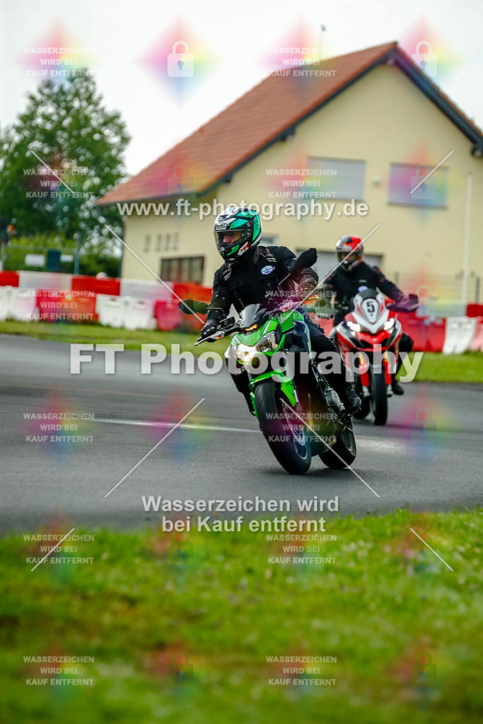 VBK-3888 | Hier findet Ihr Bilder von Touristenfahrten auf der Nürburgring Nordschleife oder von anderen Veranstaltungen die ich besucht habe. Viel Spass beim Durch Schauen 