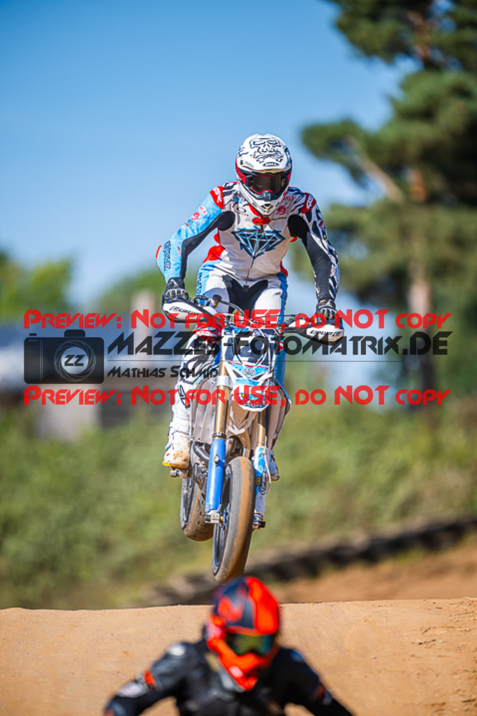 MaZZes_FotoMatrix_230916_1653 | S4