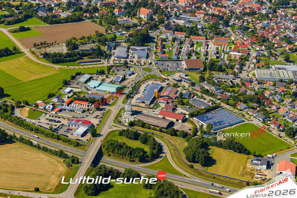 Luftaufnahme von  Vohenstrauß - Die Luftaufnahme wurde 2025 vom UL-Flugzeug heraus erstellt ( keine Drohne ) - Hochauflösende Luftaufnahme - für professionelle Ausdrucke geeignet. Die Geschenkidee !Mit Lizenz und Bildrechte bestellbar