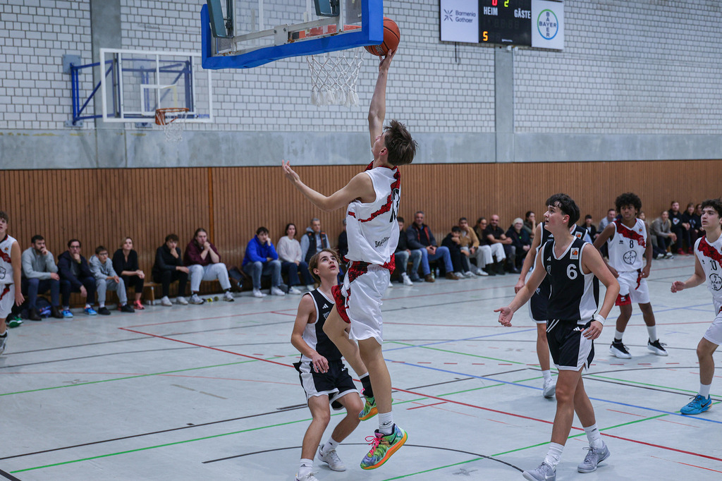 JBBL BAYER GIANTS vs Team BonnKöln RAG-53 | Fotos von Basketballspielen aus dem Raum NRW fotografiert von Gero Mueller-Laschet und Daniel Schaefer - Realisiert mit Pictrs.com