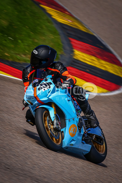 0000-250918SR-002_ | Deine Full-Service-Agentur für ✔️Videoproduktionen und ✔️Motorsportfotografie Jetzt Angebot anfragen!