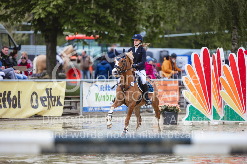 240426_Olfen-Vinnum_PonyTrophy-179 | Deine schönsten Turniermomente als professionelle Fotos! Entdecke hochwertige Pferdesport-Fotografie im Online-Shop. Jetzt Fotos finden & bestellen!